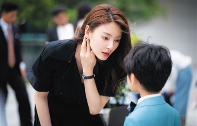 张馨予的幸福生活，揭秘老公年薪15万背后的故事