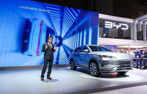 比亚迪方程豹2024年销量突破56388台，新能源汽车市场的领跑者