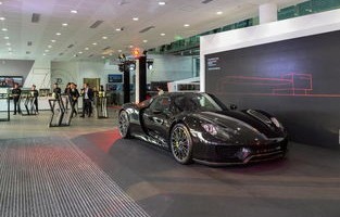 保时捷门店回应大降价事件