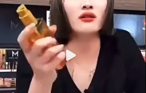 张兰直播遭遇网友刷屏，真实度遭质疑