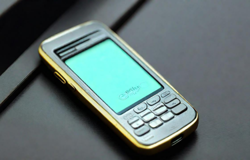 诺基亚n81（诺基亚n818g）