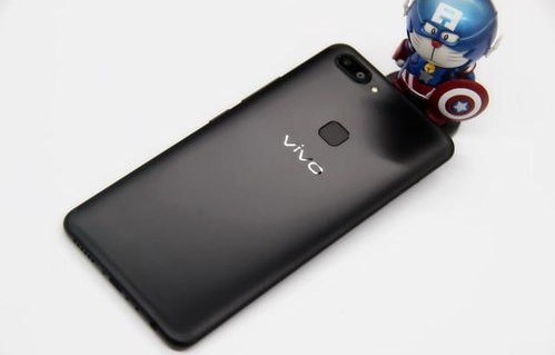 vivo X20手机，设计与科技的完美结合