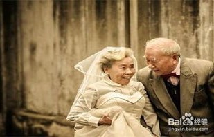 母亲如何面对女儿被蹲守多日的前任杀害的悲剧