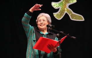 著名播音员虹云离世，声音永存