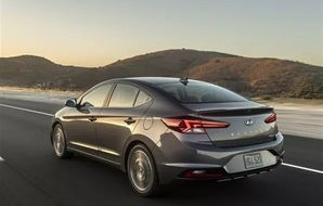 伊兰特图片(新款现代伊兰特图片)