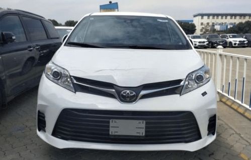 丰田塞纳配置参数表(丰田塞纳配置参数表图片)