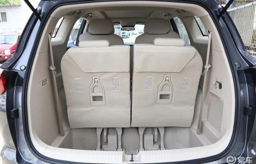 五菱凯捷价格图片(五菱凯捷价格图片及价格)