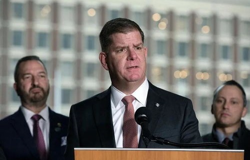 美国市长紧急飓风警告，留城或面临生死抉择