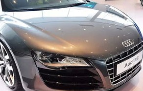 新车第一年刮蹭千万别补漆(新车第一年小刮蹭要出险吗)