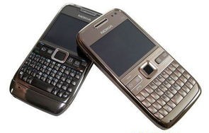 诺基亚e71和e72的区别(诺基亚e72和e73)