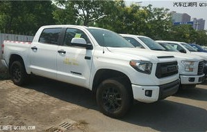 丰田皮卡坦途5700(丰田皮卡坦途5700图片)