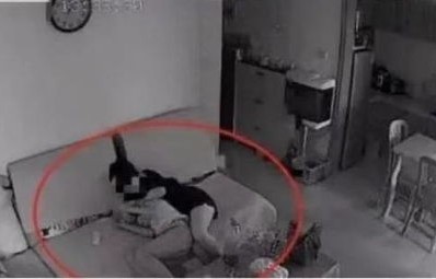 悲剧瞬间，18岁男孩因6手电瓶在家充电爆炸身亡