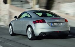 奥迪tt图片(奥迪tt图片高清大图)