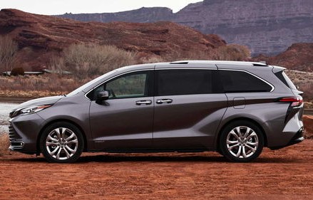 丰田商务车塞纳七座2022款(丰田商务车塞纳七座2022款报价)