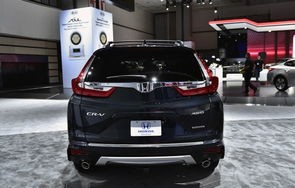 新款本田crv2017款图片(新款本田crv2022款海外图片)