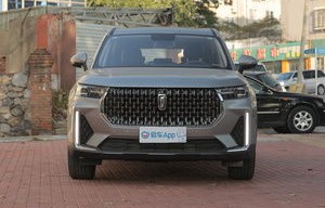 中国一汽奔腾t99报价(一汽奔腾t99报价及图片 参数)