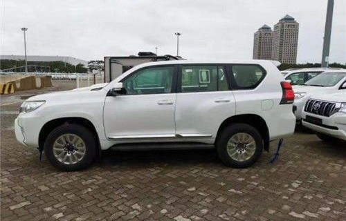 丰田霸道v6多少钱一台(丰田霸道v6多少钱一台新车)