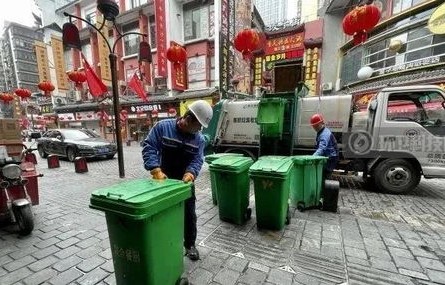 肯德基餐厅满地垃圾无人收，环境卫生之痛