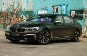 宝马m760li(宝马m760li v12落地价)