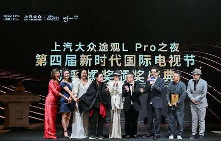 短剧仙帝传承，我的老婆是香饽饽——狂飙快递员的奇妙冒险