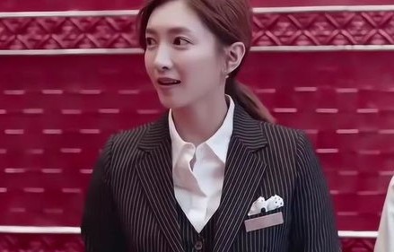 亿万富翁的摊牌时刻，短剧中的真实与荣耀