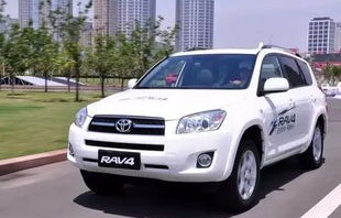 5万二手车适合年轻人(5万内二手车买什么好家用)