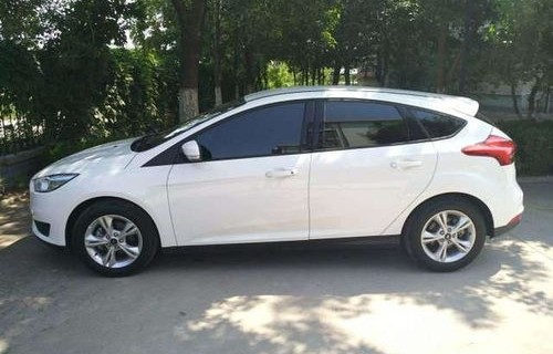 三厢车(三厢车和二厢车区别在哪里)