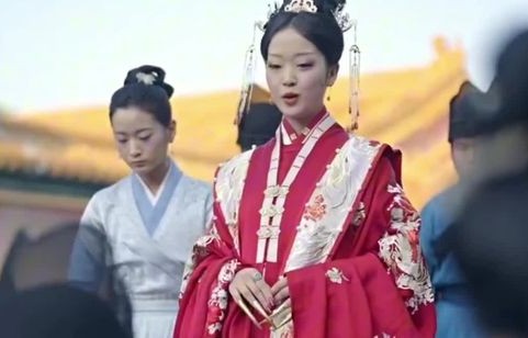 马秋元主演短剧黑莲花上位手册——120集的华丽蜕变之旅