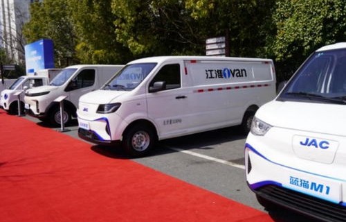 东风新能源汽车价格表(东风新能源汽车价格表面包车)