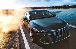 丰田亚洲龙和凯美瑞哪个好(丰田最耐用的车第一名)