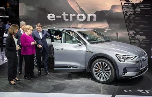 奥迪汽车(奥迪汽车换电池)