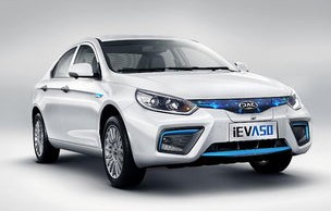 江淮纯电动汽车4万元(江淮纯电动车32万四座)