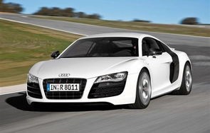 奥迪r8黑武士多少钱(奥迪r8黑武士多少钱一台)