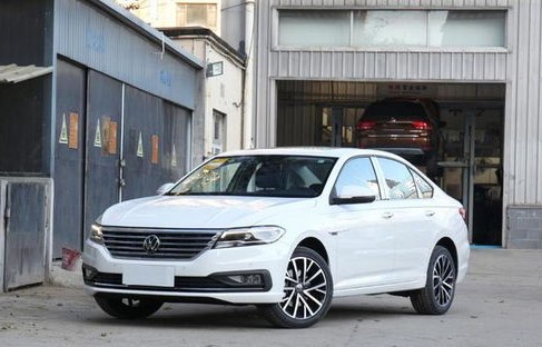 2022款大众朗逸plus(2022款大众朗逸plus自动舒适版)