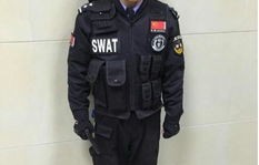 重庆街头女特警执勤风采，火出圈的英勇与美丽