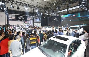 车展变展毛展(车展变展毛展郑州)