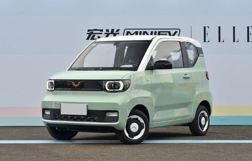 五菱宏光2022最新款(五菱宏光2022款价格)