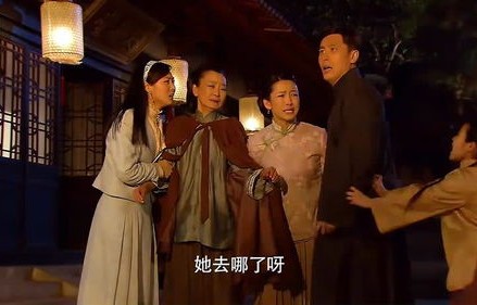 群演之路，影帝背后的夫人传奇