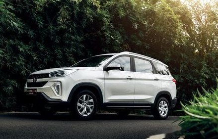 五菱宏光s3(五菱宏光s3自动挡上市)