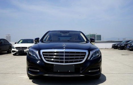 奔驰迈巴赫s680(奔驰迈巴赫s600)