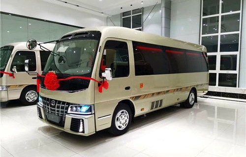 丰田考斯特12座商务车价格(丰田考斯特12座商务车价格黑色)