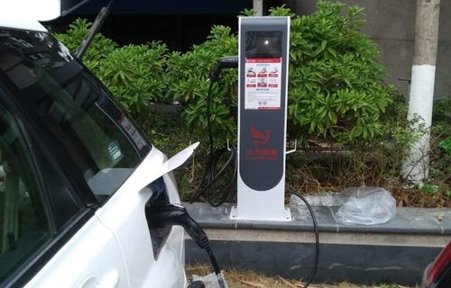 北京新能源电动汽车价格表(北京新能源电动汽车价格表电价充电桩2024最新政策)