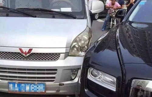 二手面包车5000左右(二手面包车5000左右五菱荣光图片)