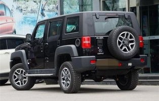北京bj40越野车2022款价格(北京bj40越野车多少钱一辆)