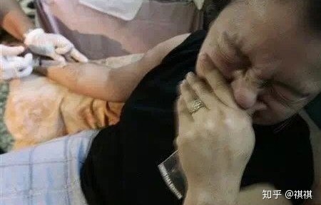 警惕纹身的永久性，别被骗了，纹身根本就洗不掉