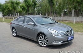 现代索纳塔8代(现代索纳塔8代报价及图片)