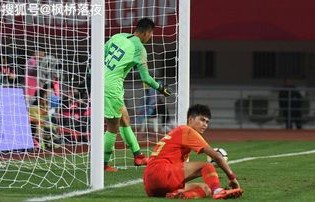 国少队6:0大胜不丹，展现中国足球的青春力量