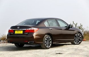 本田雅阁最新款(本田雅阁最新款图片)