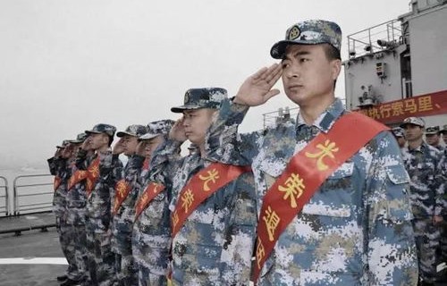 尽力的呼唤——退伍军人英勇跳海救人未果