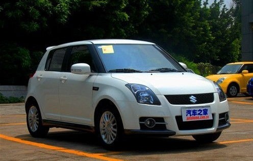 铃木雨燕(铃木雨燕2013款15自动挡)